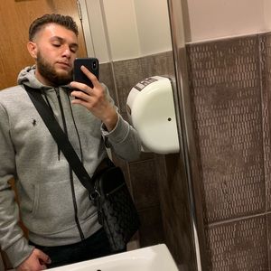 Meet your Posher, Ahmed